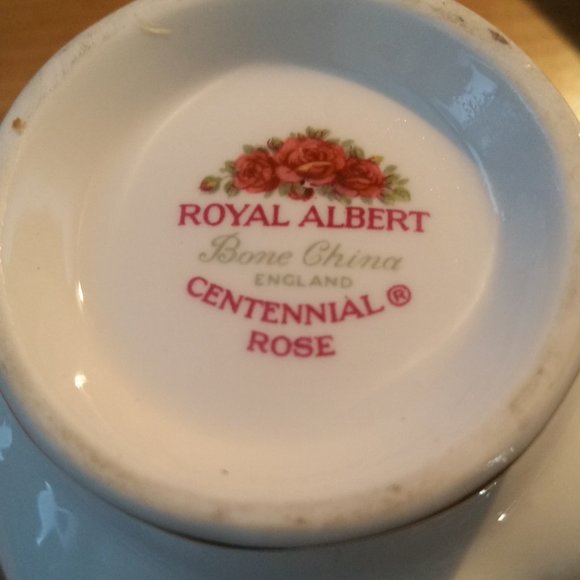 Bone China - Tea Cup and Saucer Set - Centennial Rose Pattern - Picture 2 of 3